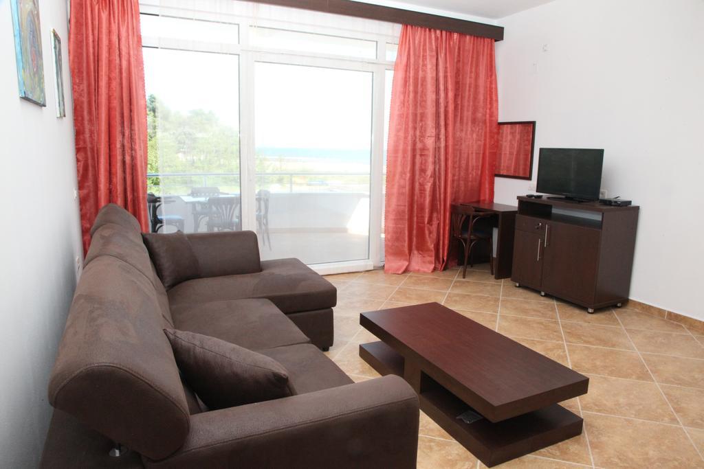 Apartments Art Ulcinj Bilik gambar