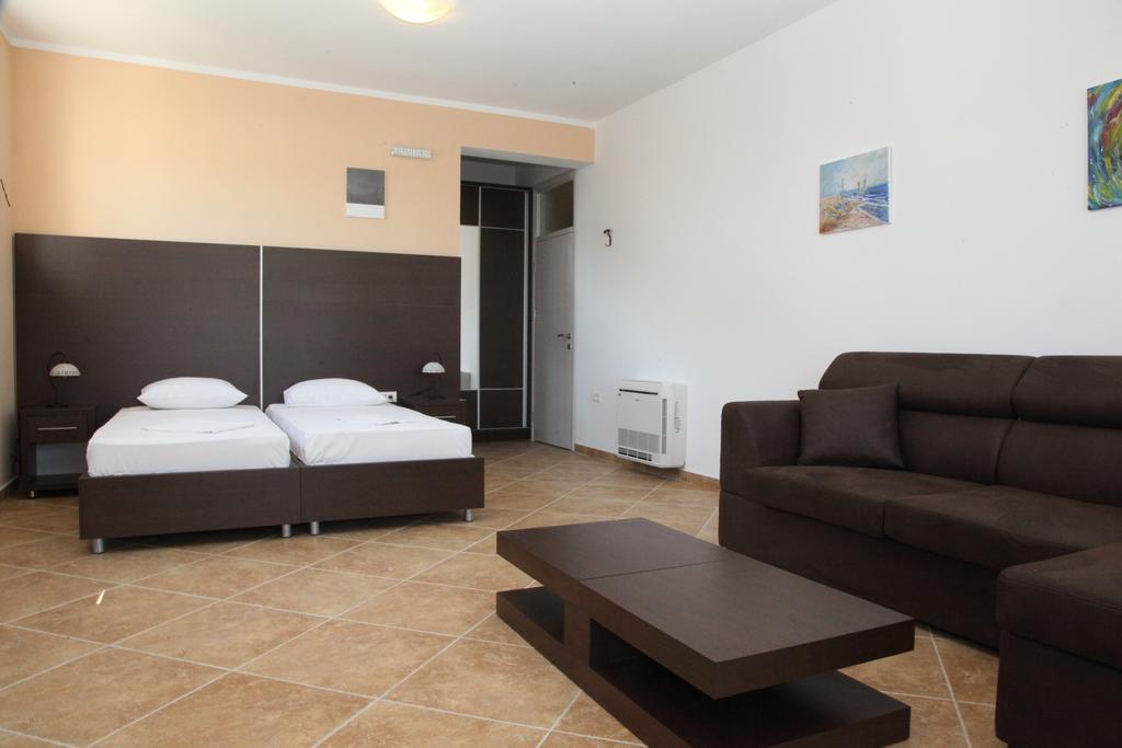 Apartments Art Ulcinj Bilik gambar